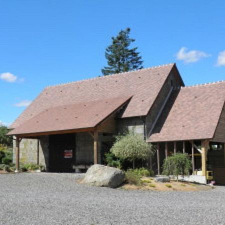 Ferme Cidricole Hugues Desfrieches Sainte-Marguerite-de-Carrouges Exterior foto