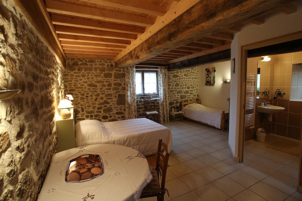 Ferme Cidricole Hugues Desfrieches Sainte-Marguerite-de-Carrouges Quarto foto